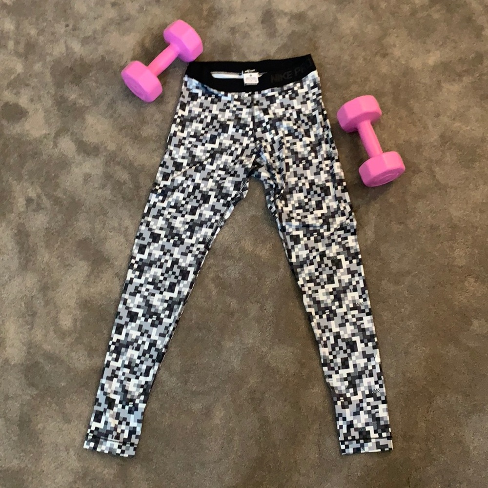 Nike pro leggings